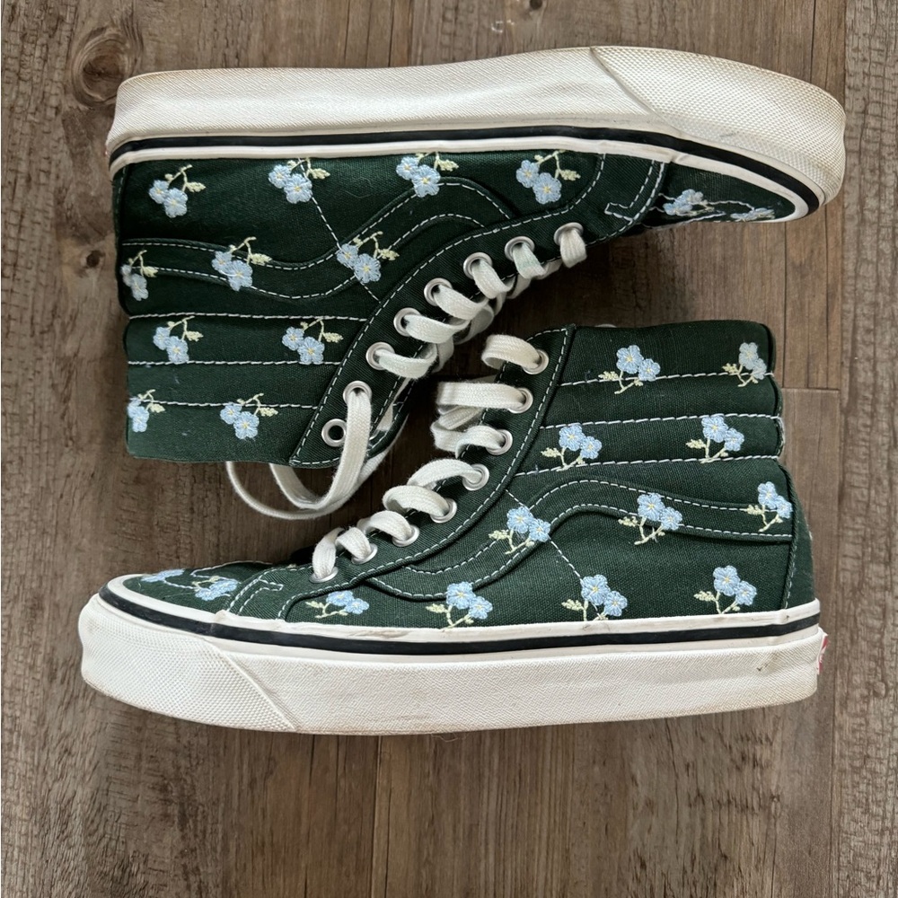 Vans Sk8-Hi 38 DX
Sandy Liang Floral
